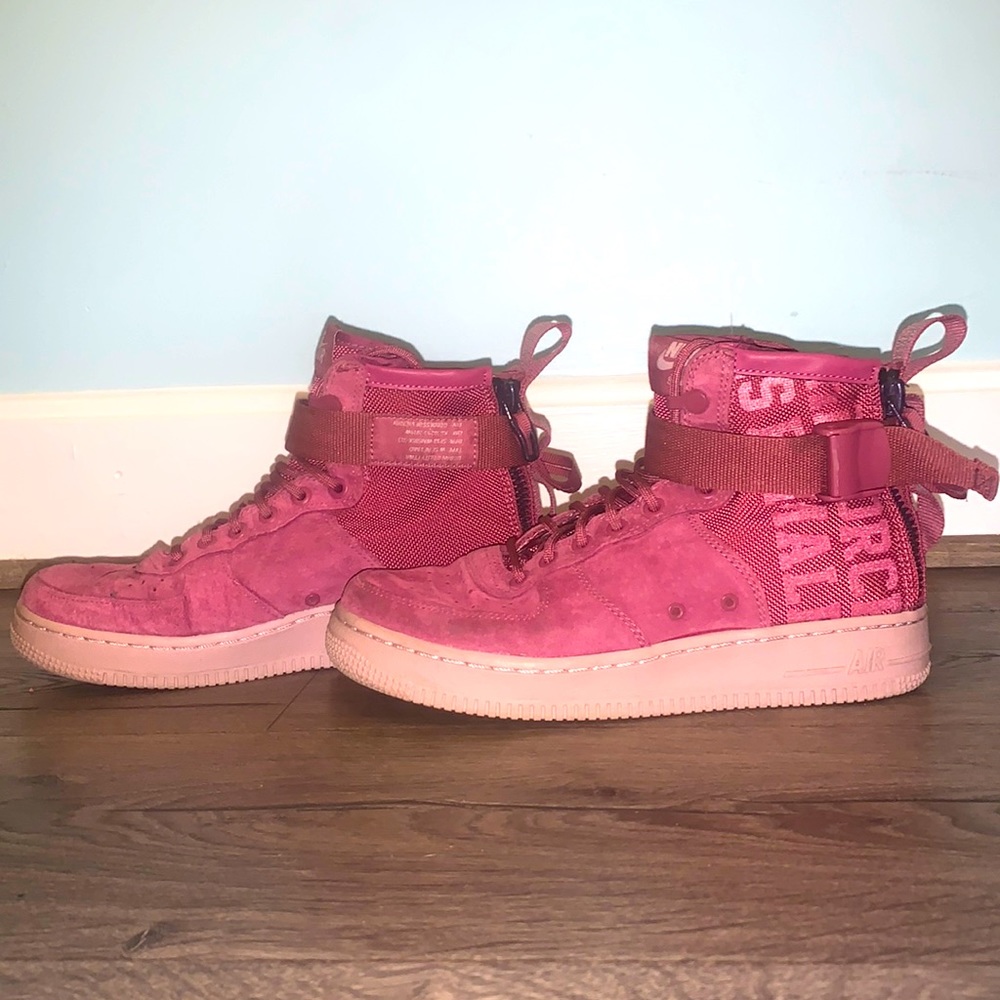 Magenta Suede Nike SF Air Force 1 Force is Female Collection *ONLY WORN 4 TIMES